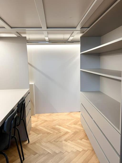 Central Getaway Studio Bratislava Ngoại thất bức ảnh