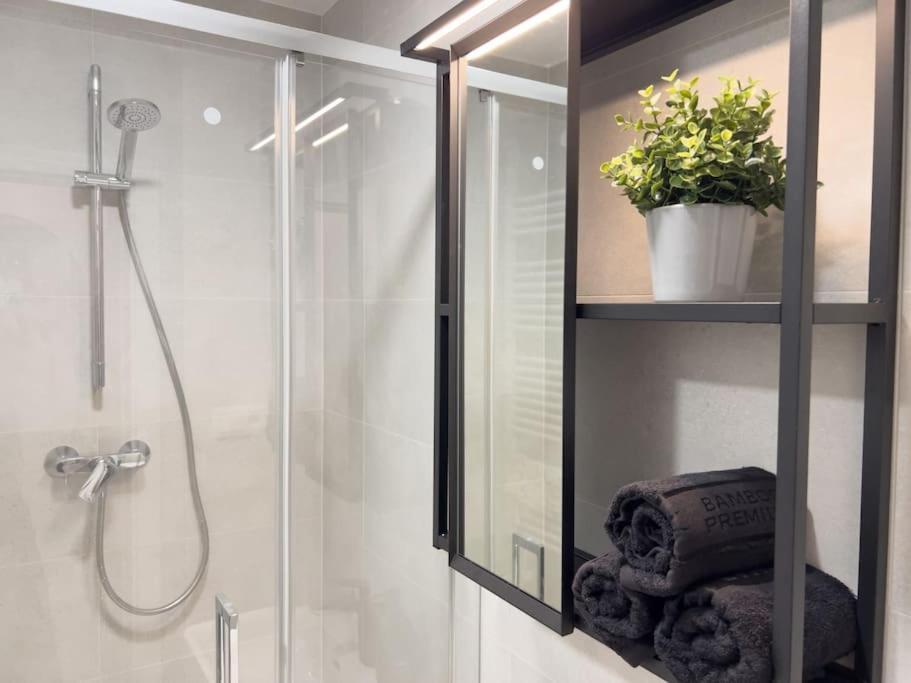 Central Getaway Studio Bratislava Ngoại thất bức ảnh